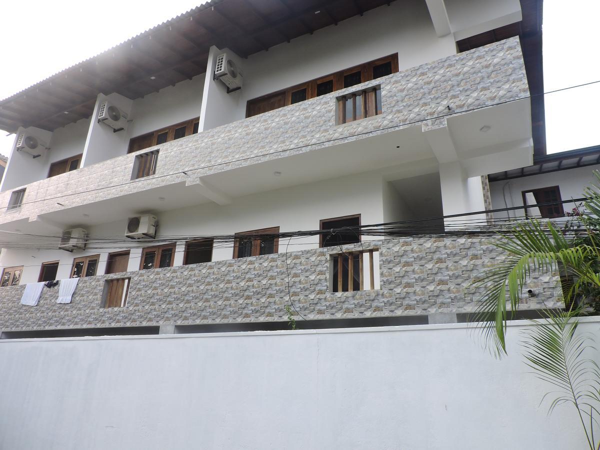 Asantha Guest House Unawatuna Extérieur photo