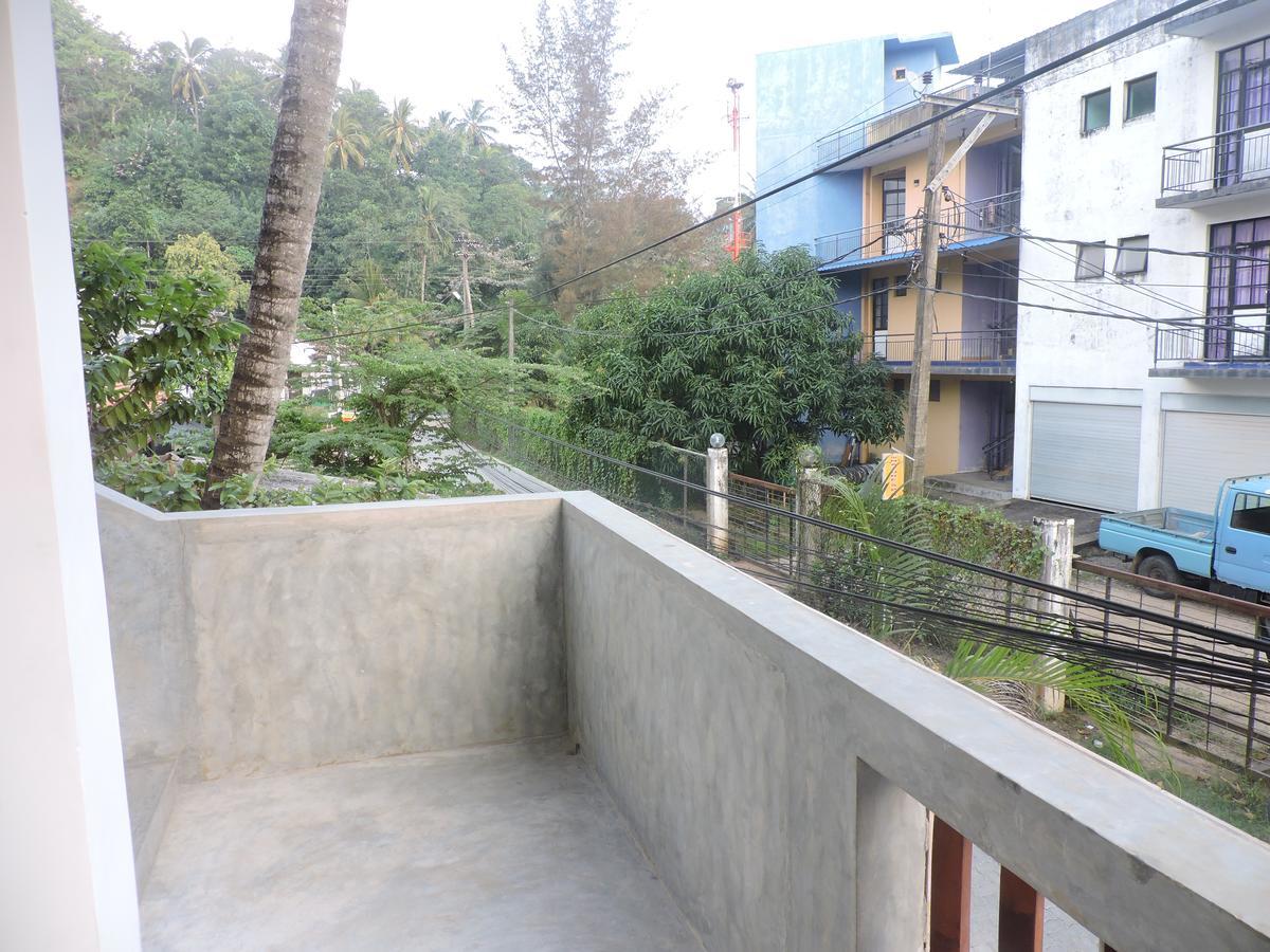 Asantha Guest House Unawatuna Extérieur photo
